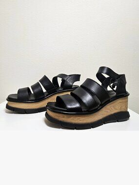 Sorel Women's Joanie III Ankle Strap Sandals, Size 8, Pre-owned